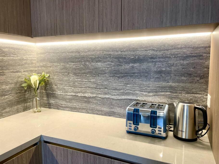 Luxury Stunning Riverview 1 Bedroom Apt 479F Gold Coast Exterior foto