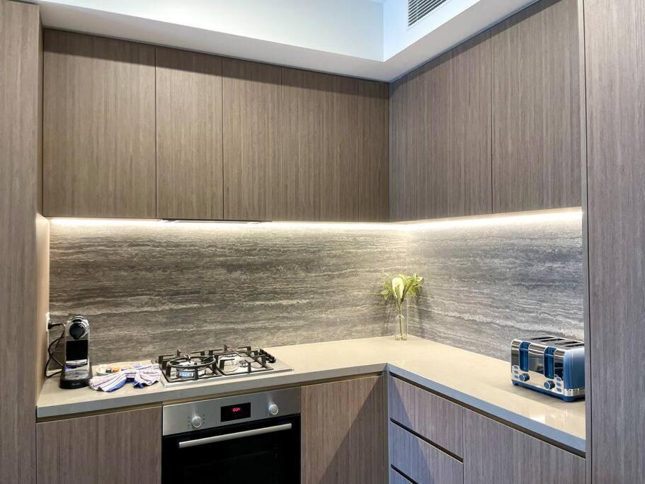Luxury Stunning Riverview 1 Bedroom Apt 479F Gold Coast Exterior foto